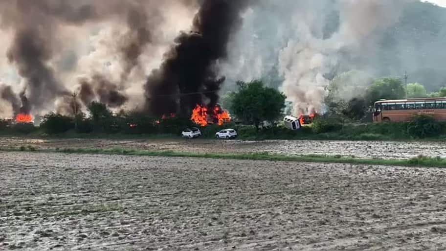 ஊர்க்காவல் படையினர் இருவரை பலி வாங்கிய நூஹ் மதவாத மோதல்! பலி என்ணிக்கை உயரலாம்