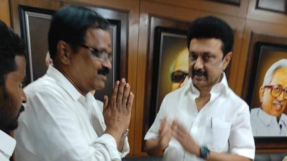 ராமதாஸ் ஒரு ரவுடி, அவரது மகன் அன்புமணி ஒரு கேடி - வன்னியர் கூட்டமைப்பு தலைவர் ராமமூர்த்தி 