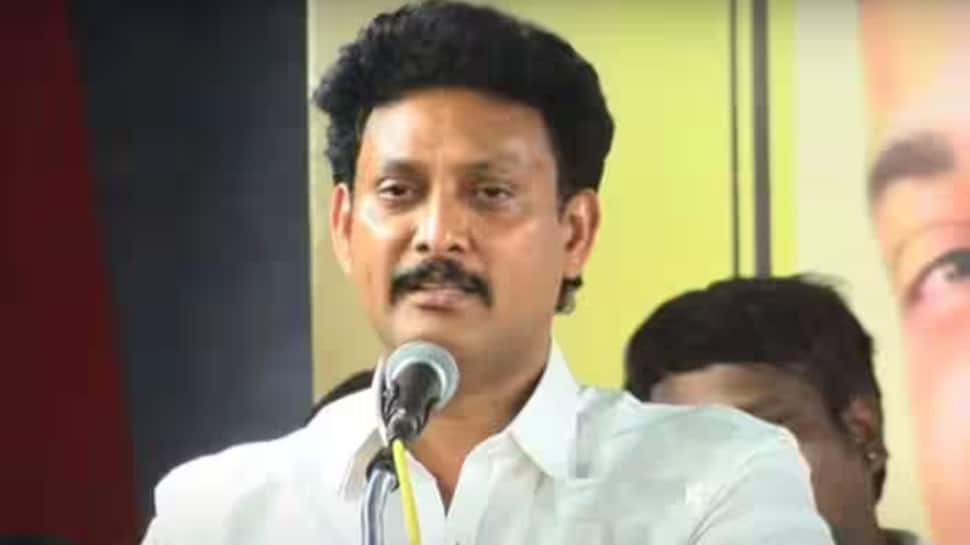 அமைச்சர் அன்பில் மகேஸ் பொய்யாமொழிக்கு உடல்நலக்குறைவு - மருத்துமனையில் அனுமதி