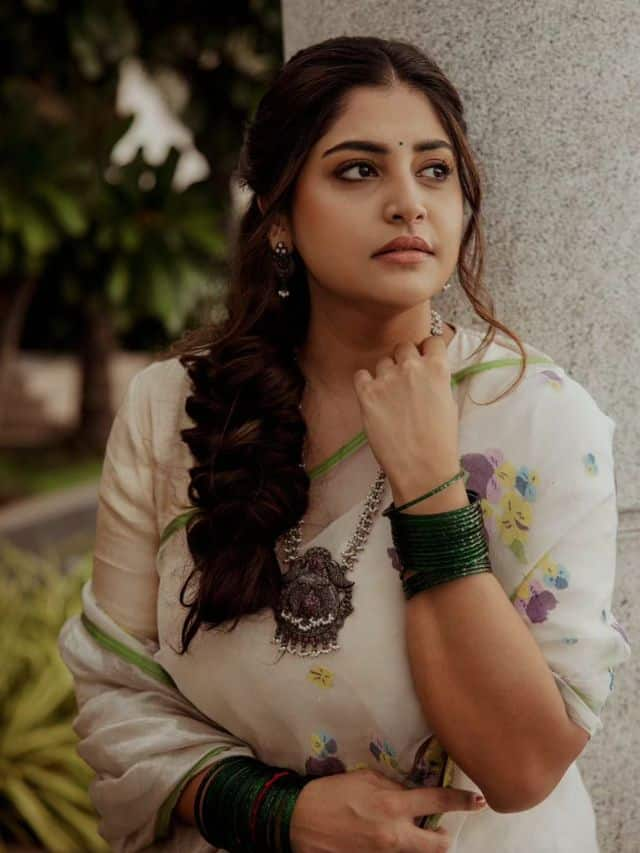 Manjima Mohan on Twitter | Adorable, Beauty, Twitter