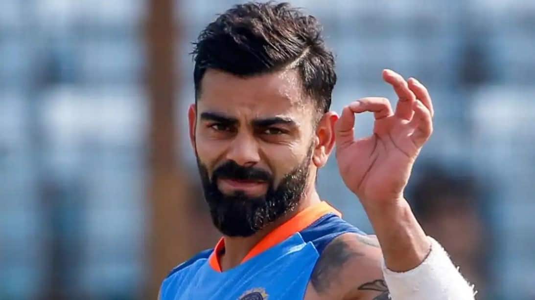 விராட் கோலிக்கு மிகவும் பிடித்த வீரர் யார் தெரியுமா? அதுவும் சிஎஸ்கே அணி வீரர்!