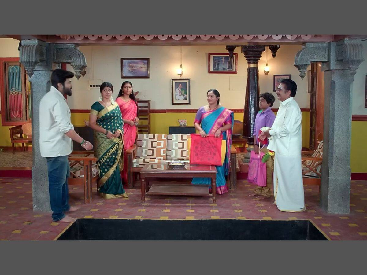  ஏன் இப்படி சோதிக்கிற கடவுளே என கேட்கும் தீபா! கோரிக்கையை ஏற்பானா கார்த்திக்?  