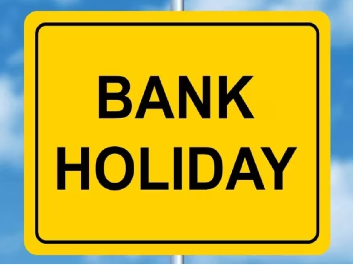 Bank Holidays October: அக்டோபர் மாதம் வங்கிகளுக்கு 16 நாட்கள் விடுமுறை! Bank Holidays October: அக்டோபர் மாதம் வங்கிகளுக்கு 16 நாட்கள் விடுமுறை!