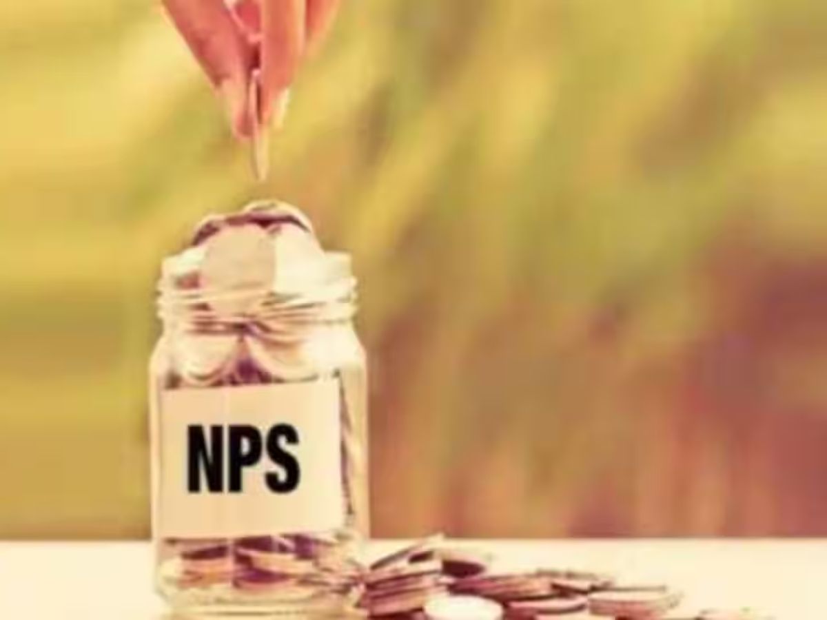 NPS: ஜாக்பாட் ஓய்வூதிய திட்டம்.. இப்படி சேமித்தால் மாதா மாதம் ரூ.2 லட்சம் ஓய்வூதியம் பெறலாம் NPS: ஜாக்பாட் ஓய்வூதிய திட்டம்.. இப்படி சேமித்தால் மாதா மாதம் ரூ.2 லட்சம் ஓய்வூதியம் பெறலாம்