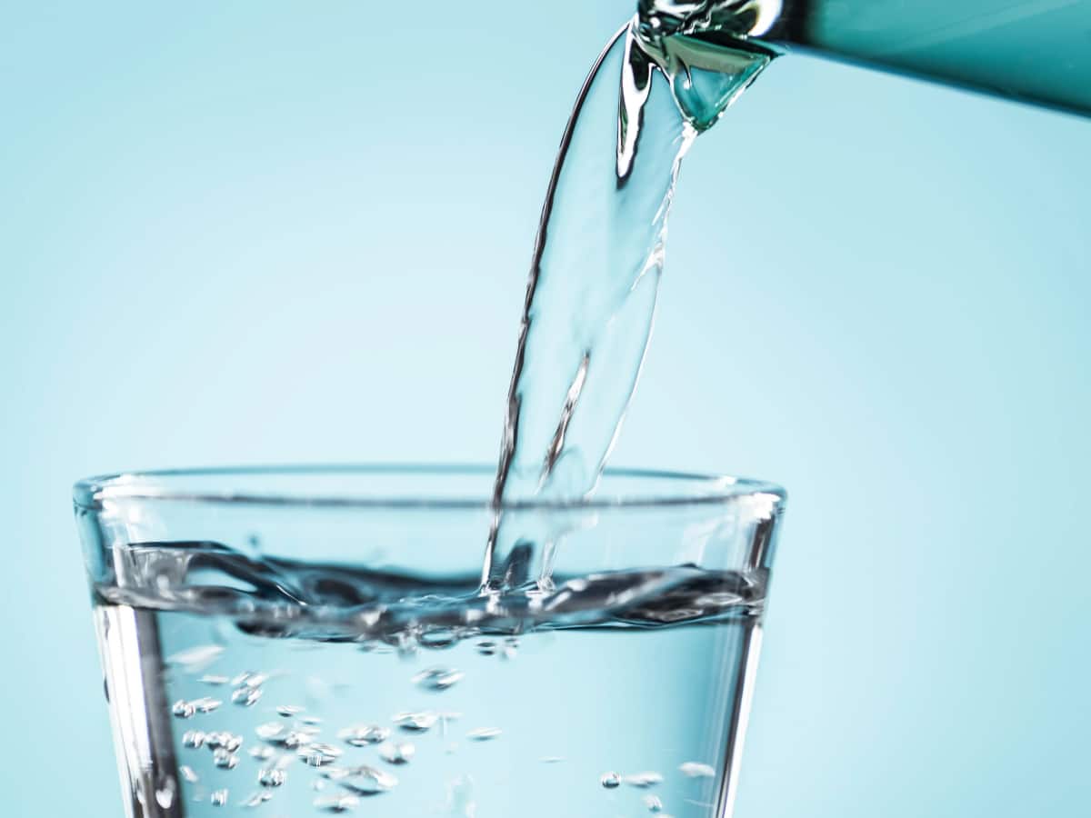 Amazing Benefits Of Drinking Water In Empty Stomach Every Morning