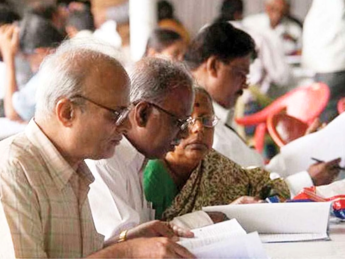 ஓய்வூதியதாரர்கள் உயிர்வாழ் சான்றிதழை வீட்டில் இருந்தே பெறும் எளிய வழிகள்! ஓய்வூதியதாரர்கள் உயிர்வாழ் சான்றிதழை வீட்டில் இருந்தே பெறும் எளிய வழிகள்!