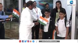 இஸ்ரேலில் இருந்து டெல்லி வந்த 286 இந்தியர்கள்