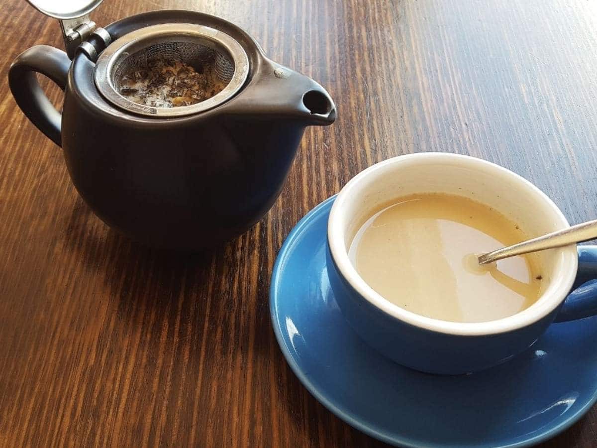 பால் டீ அல்லது பிளாக் டீ! எது உடலுக்கு அதிக நன்மையை தருகிறது?