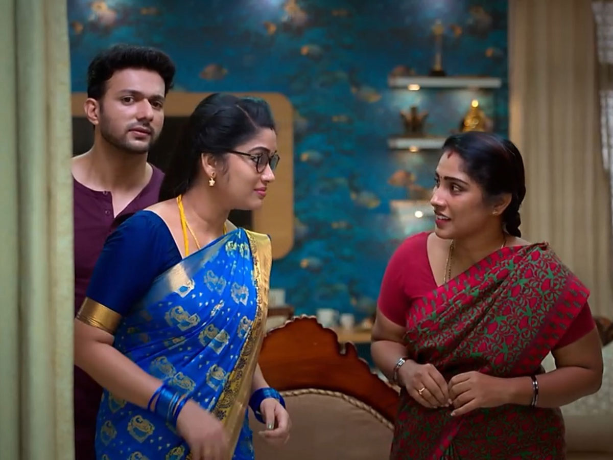 சீதா ராமன்: சீதாவின் வலையில் சிக்கிய சில்லு வண்டுகள், மகாவுக்கு காத்திருக்கும் ஆப்பு சீதா ராமன்: சீதாவின் வலையில் சிக்கிய சில்லு வண்டுகள், மகாவுக்கு காத்திருக்கும் ஆப்பு