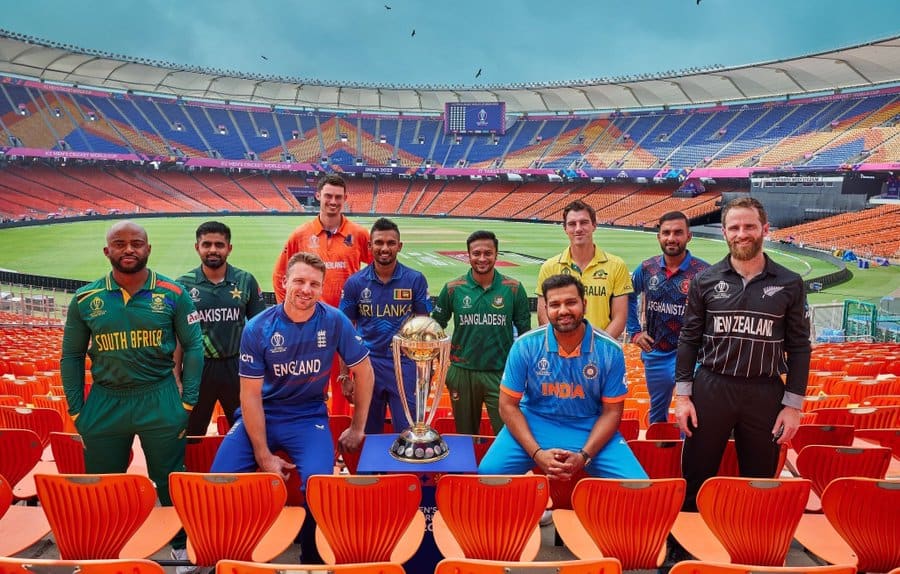 உலகக் கோப்பை: அரையிறுதிக்கு செல்ல இந்த அணிகளுக்கு இன்னும் வாய்ப்புகள் இருக்கு..!