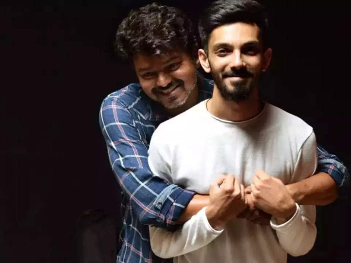 அனிருத்தை கலாய்த்து தள்ளும் நெட்டிசன்கள்! ஏன் தெரியுமா?