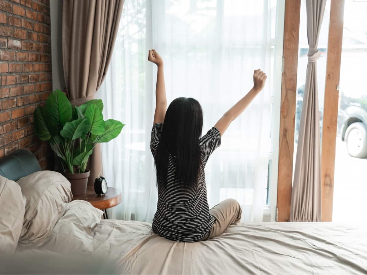 Bangun pagi banyak sekali manfaatnya bagi kesehatan, Biasakan tidur pagi…tak terhitung manfaatnya!