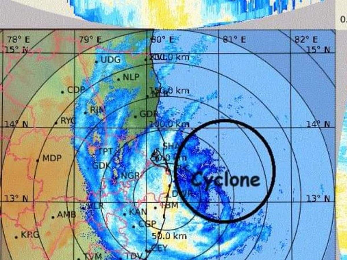 மிக்ஜாம் புயல்:  சென்னையில் 47 ஆண்டுகள் பார்க்காத மழை - தீவாக மாறிய அபார்ட்மென்ஸ்