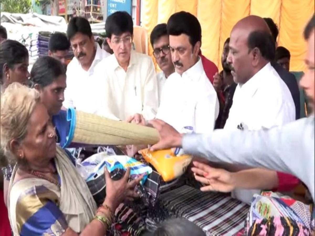 குடும்ப அட்டை வைத்திருப்பவர்களுக்கு மட்டும் தான் இழப்பீடு தொகையா?