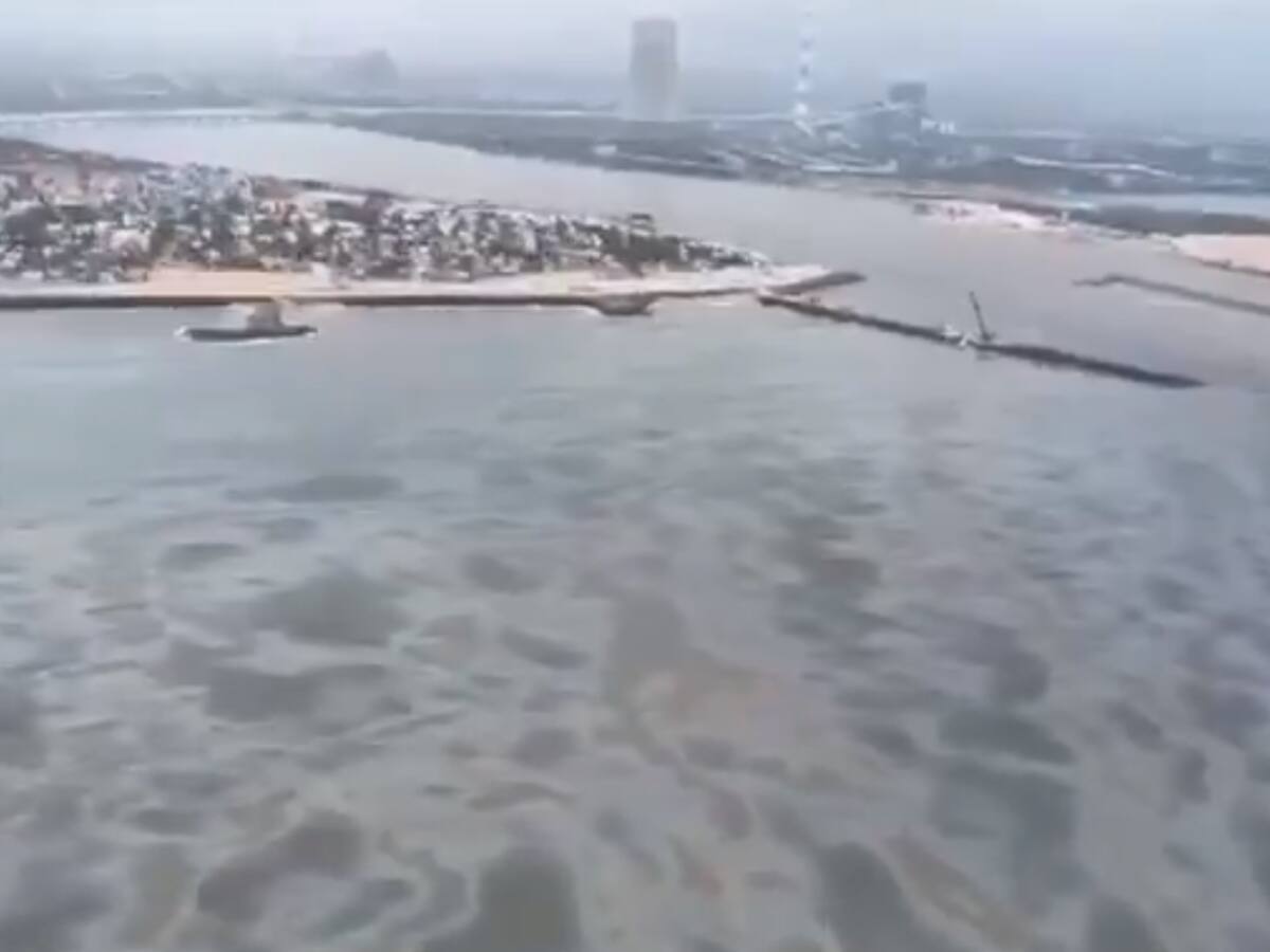 சென்னை கடலில் எண்ணெய் கசிவு... கடலோர காவல் படை சொல்வது என்ன? - அதிர்ச்சி தகவல்!