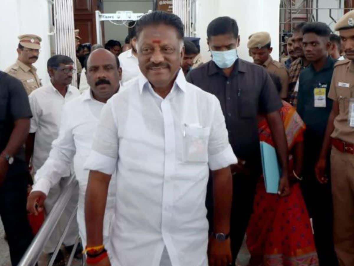 ரகசியங்களை அவிழ்த்துவிட்டால் பழனிசாமி சிறை உறுதி: ஓபிஎஸ் மிரட்டல்