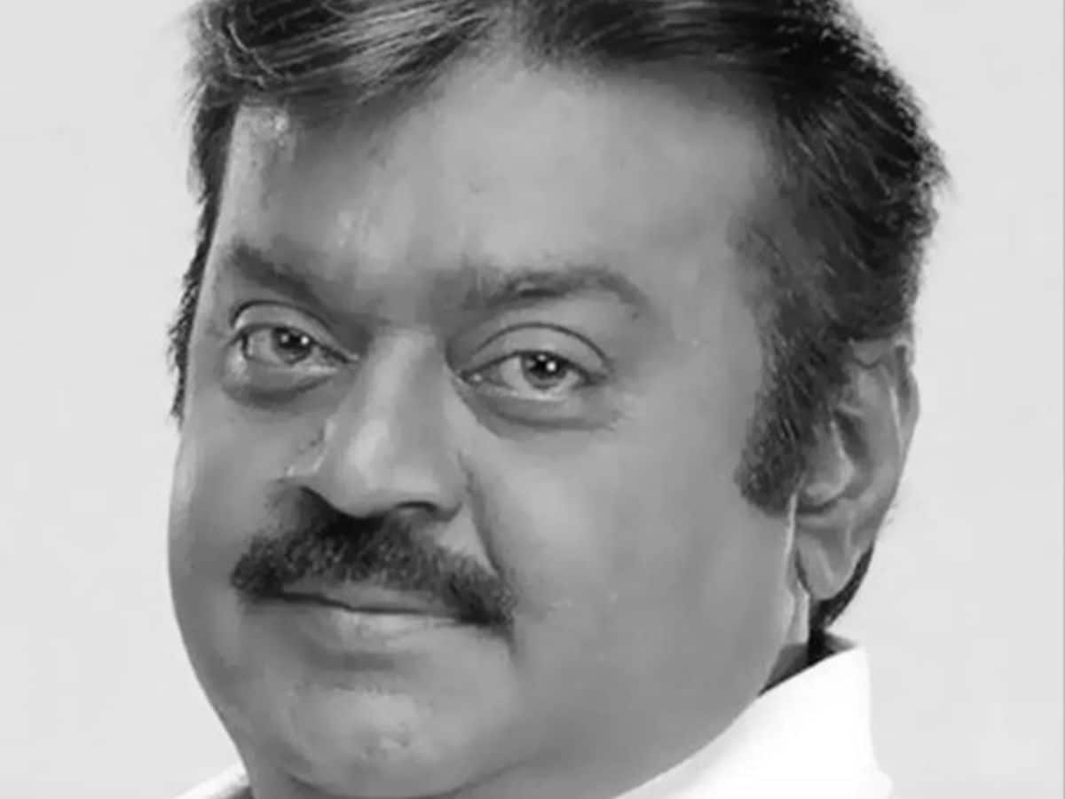 விஜயகாந்த்: ரசிகர்கள் மீது உயிரையே வைத்திருந்தார் என பாக்யராஜ் நெகிழ்ச்சி