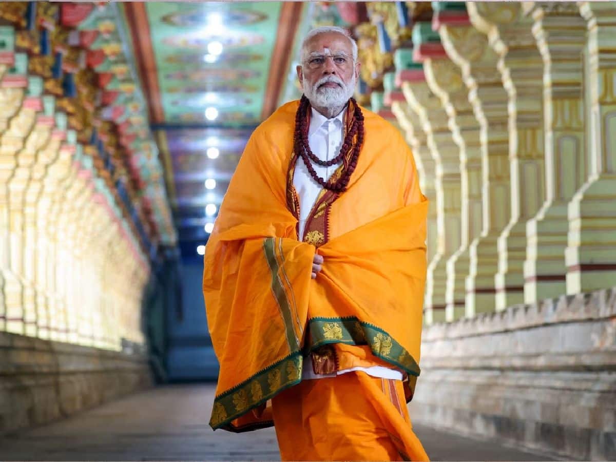 11 நாட்கள் கடுமையான விரதத்தில் பிரதமர் மோடி... ஆகாரமாக 2 வேளை இளநீர் மட்டுமே