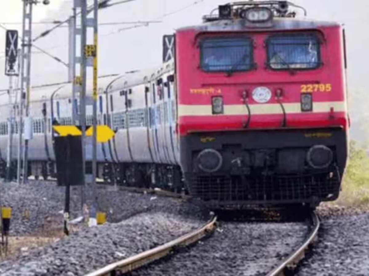 தைசப்பூச பக்தர்களுக்கு இனிமையான செய்தி... தொடர் விடுமுறைக்கு சிறப்பு ரயில்கள் அறிவிப்பு!