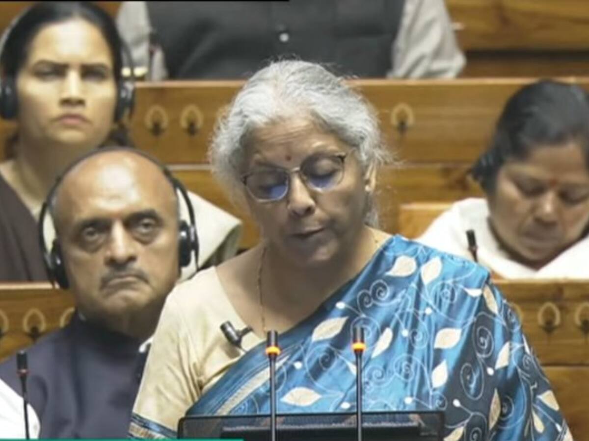 Budget 2024: ஒவ்வொரு மாதமும் 300 யூனிட் மின்சாரம் இலவசம்... நிர்மலா சீதாராமன் அறிவிப்பு