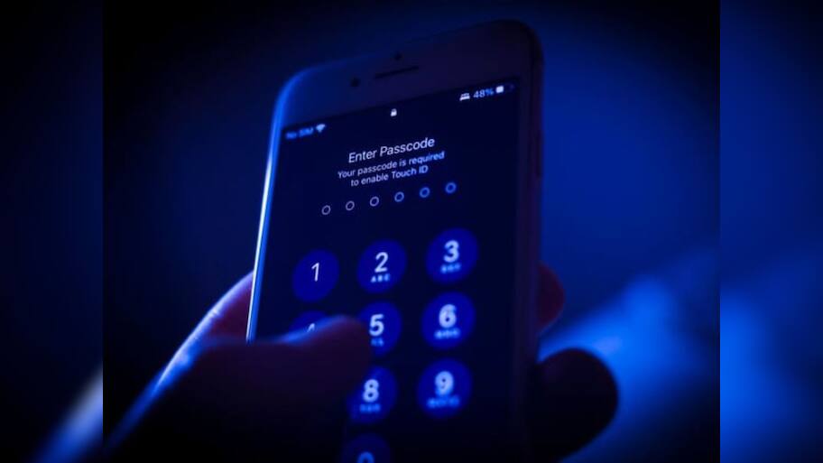 iPhone யூசர்களுக்கு அரசின் கடும் எச்சரிக்கை! வங்கி கணக்கில் பணம் காணாமல் போகலாம்