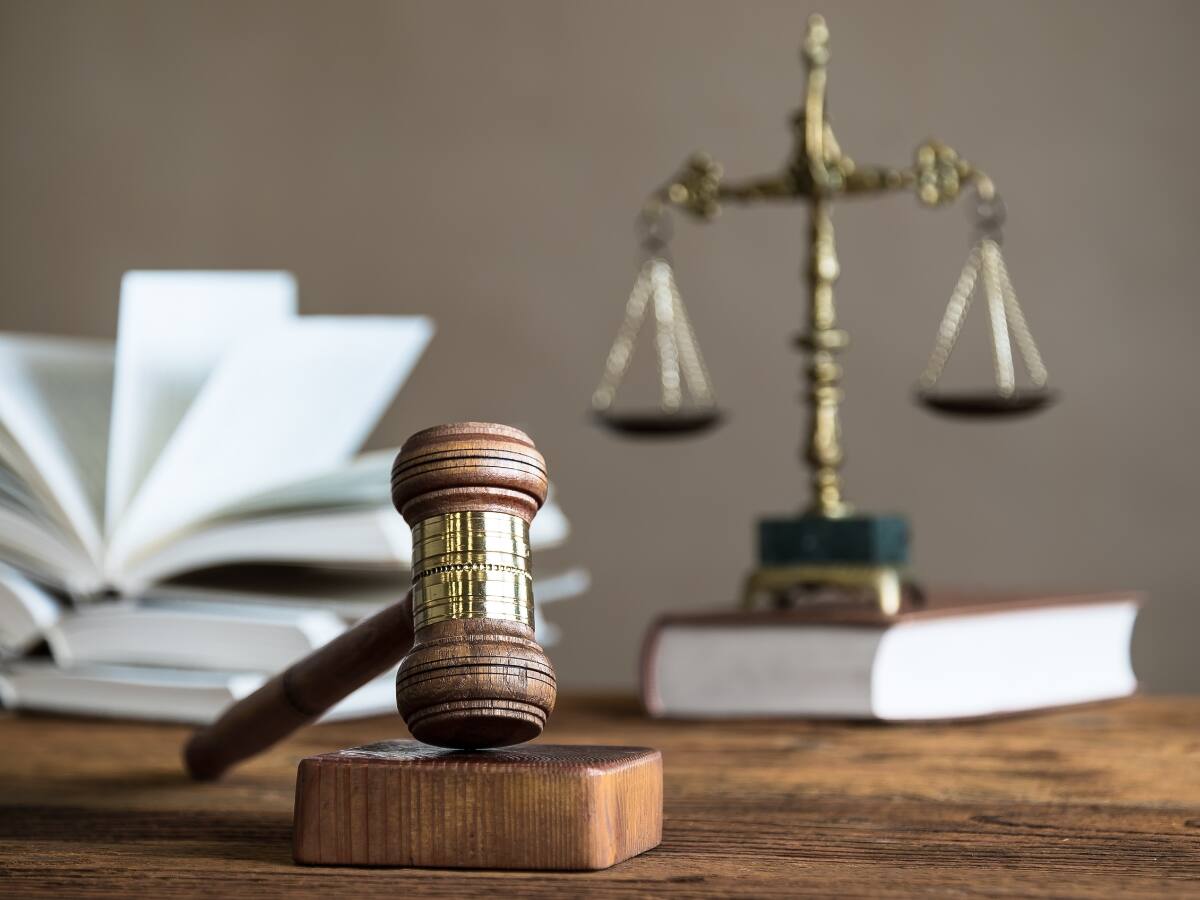 வாடிக்கையாளரை காத்திருக்க வைத்த ஹோட்டல்.... ரூ.7000 நஷ்ட ஈடு வழங்க உத்தரவு!