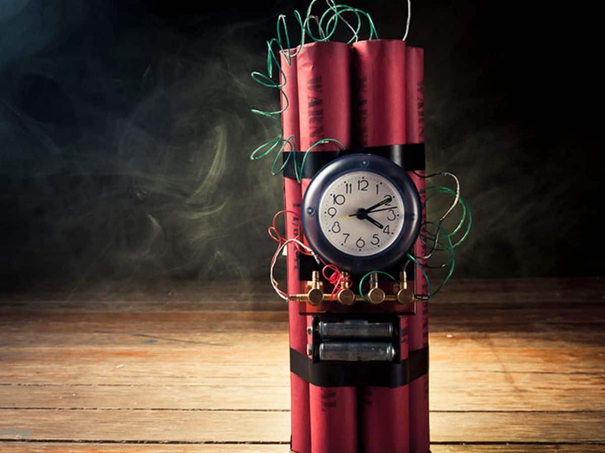 Chennai Bomb Threat: அதிர்ச்சி..! சென்னையில் தனியார் பள்ளிகளுக்கு வெடிகுண்டு மிரட்டல்!