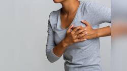 Breast Pain: மார்பகத்தில் வலி ஏற்படுவதற்கான காரணங்கள் என்ன?