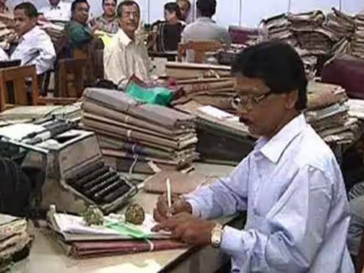 மாநில அரசு ஊழியர்களுக்கு ஜாக்பாட்: NPS விதிகளில் மாற்றம், சம்பளத்தில் 50% ஓய்வூதியமாக கிடைக்கும்: முதல்வர் அறிவிப்பு