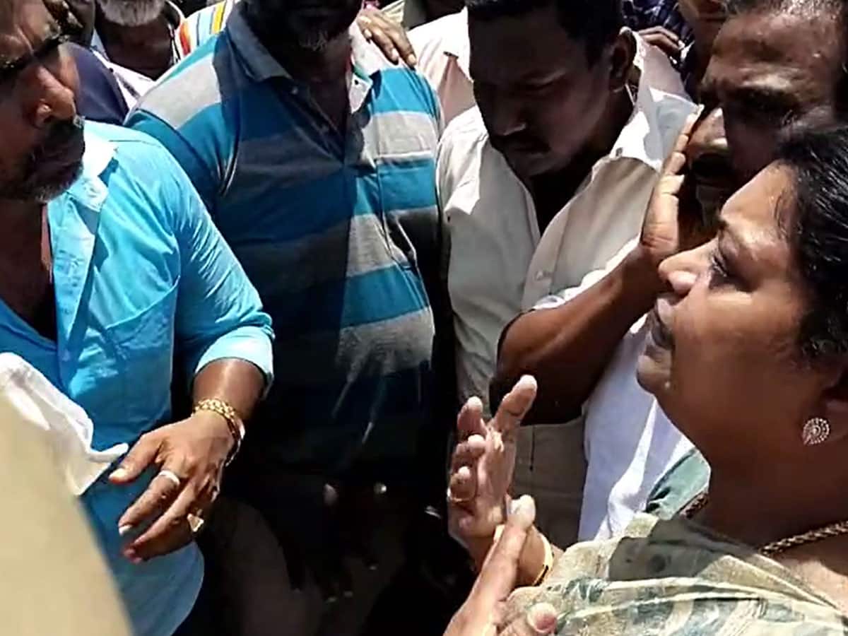 தூத்துக்குடி போராட்டம்: தங்கு கடல் மீன்பிடித் தொழில் செய்ய அனுமதி வேண்டும், மீனவர்கள் கோரிக்கை