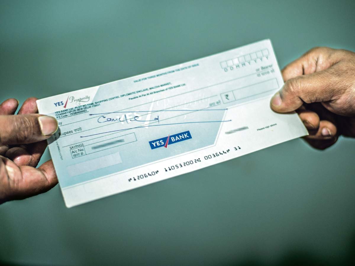 ஒருவருக்கு Cheque கொடுக்கும் முன்பு கவனத்தில் கொள்ள வேண்டிய முக்கியமான விஷயங்கள்! ஒருவருக்கு Cheque கொடுக்கும் முன்பு கவனத்தில் கொள்ள வேண்டிய முக்கியமான விஷயங்கள்!