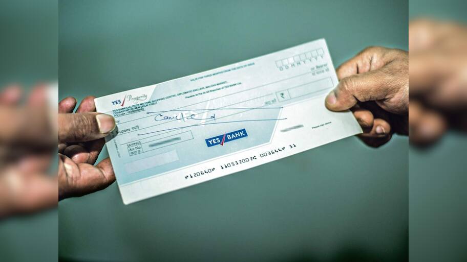 ஒருவருக்கு Cheque கொடுக்கும் முன்பு கவனத்தில் கொள்ள வேண்டிய முக்கியமான விஷயங்கள்!