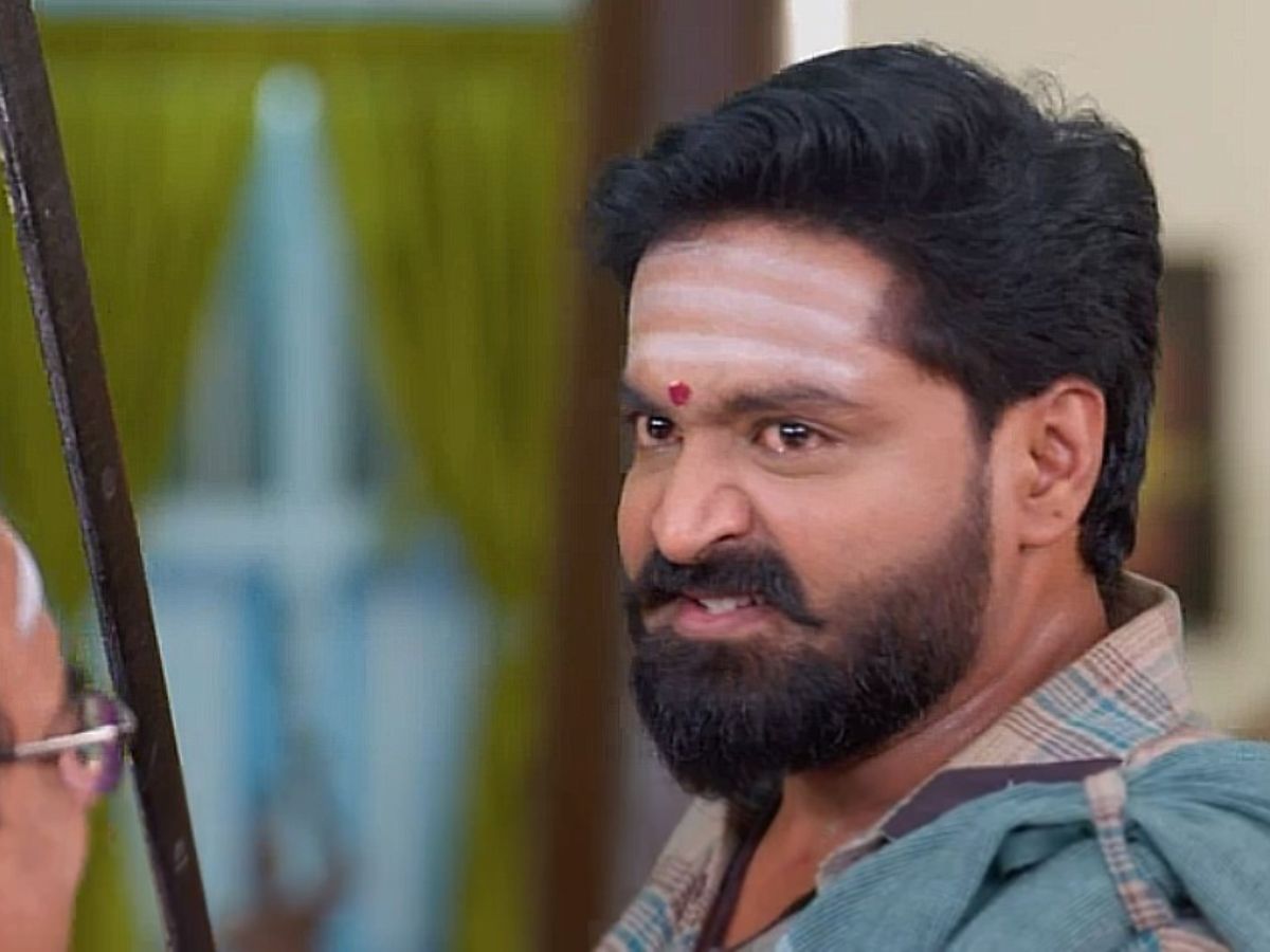 அண்ணா அப்டேட்: உண்ணாவிரதம் இருந்து உசுப்பேற்றும் பாண்டியம்மா.. ஷண்முகம் எடுத்த முடிவு அண்ணா அப்டேட்: உண்ணாவிரதம் இருந்து உசுப்பேற்றும் பாண்டியம்மா.. ஷண்முகம் எடுத்த முடிவு