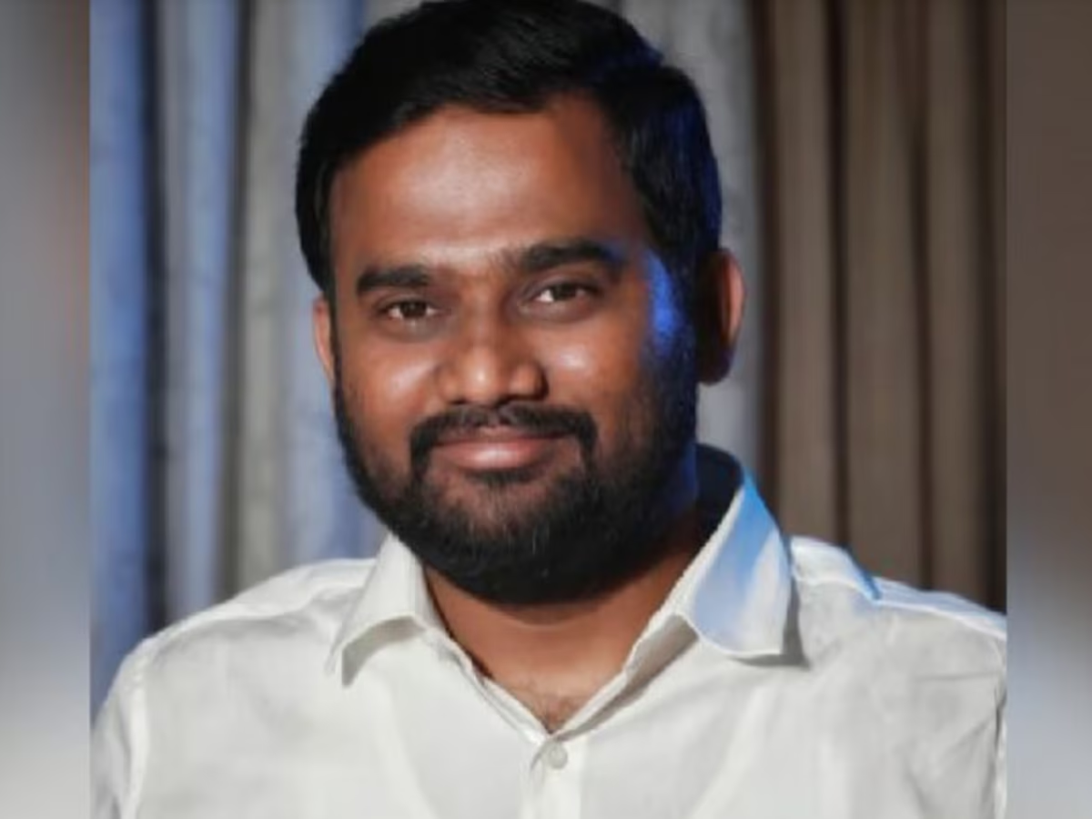 ஜாபர் சாதிக் வைத்திருந்த தனி நெட்வார்க்... வெளியான பரபர தகவல் - அடுத்து சிக்கப்போவது யார்? ஜாபர் சாதிக் வைத்திருந்த தனி நெட்வார்க்... வெளியான பரபர தகவல் - அடுத்து சிக்கப்போவது யார்?
