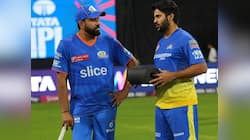 MI vs CSK: மும்பையை வீழ்த்த சென்னை அணி செய்துள்ள இரண்டு மாற்றங்கள்!