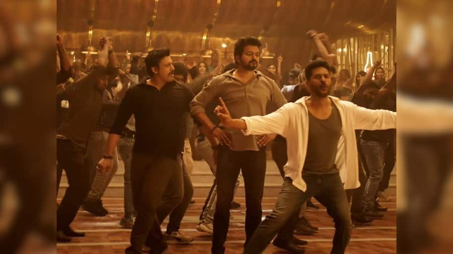 விசில் போடு பாடல் விஜய்யின் அரசியலுக்கு பயன்படுமா? வரிகளை வறுத்தெடுக்கும் நெட்டிசன்கள்