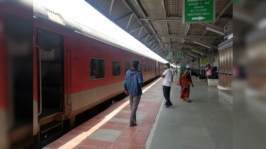 மதுரை, நாகர்கோவில், கோவை செல்லும் கோடை கால சிறப்பு ரயில்கள்! முழு விவரம்