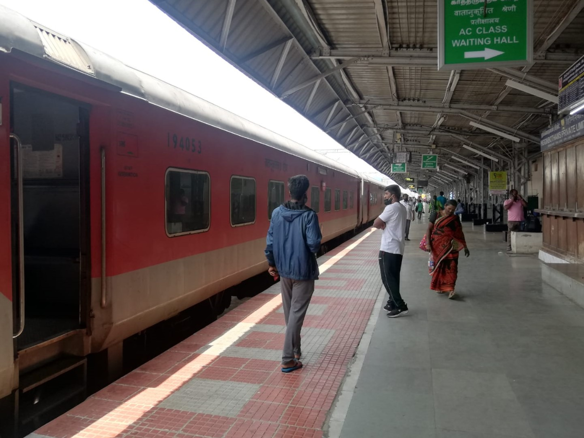 மதுரை, நாகர்கோவில், கோவை செல்லும் கோடை கால சிறப்பு ரயில்கள்! முழு விவரம் மதுரை, நாகர்கோவில், கோவை செல்லும் கோடை கால சிறப்பு ரயில்கள்! முழு விவரம்