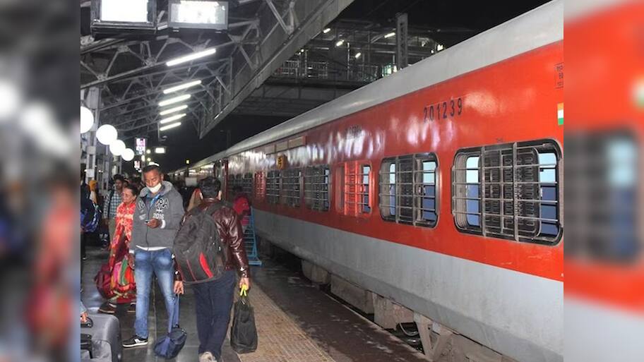 டூர் பிளான் பண்ணியாச்சா.. IRCTC வழங்கும் அசத்தலான மாஸ் டூர் பேக்கேஜ்