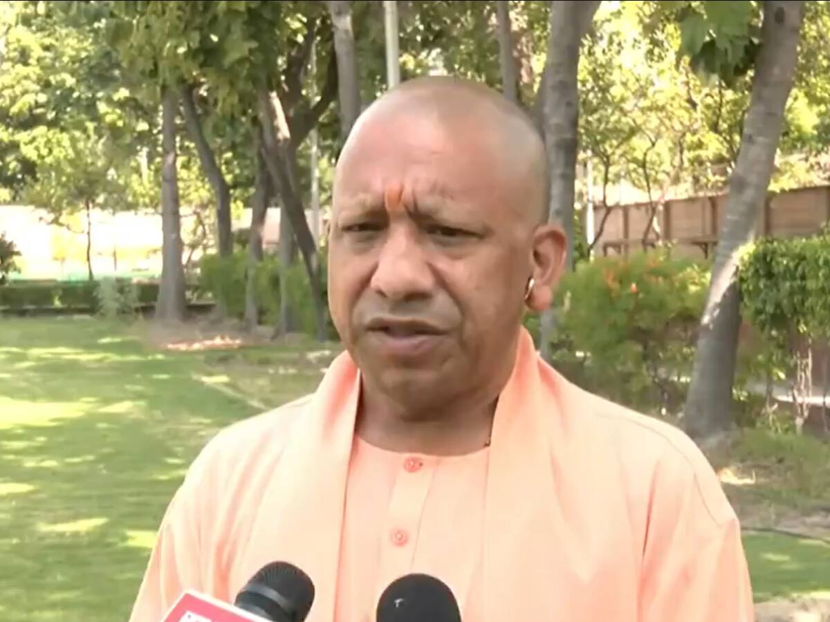 Yogi Adityanath Slams Congress That It Aims For Islamisation In India ...