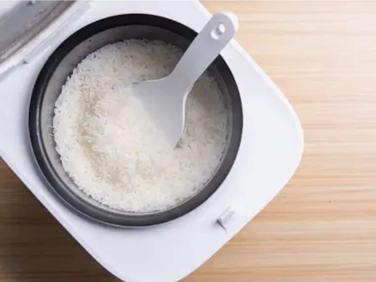 Reason Why You Should Not Eat Cooker Rice Over Steamed Rice Check