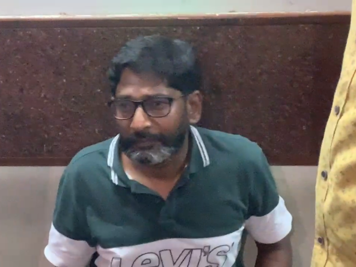 சவுக்கு சங்கருக்கு தொடரும் சிக்கல்... காரில் பிடிப்பட்ட போதைப்பொருள் - புதிய வழக்கு! சவுக்கு சங்கருக்கு தொடரும் சிக்கல்... காரில் பிடிப்பட்ட போதைப்பொருள் - புதிய வழக்கு!