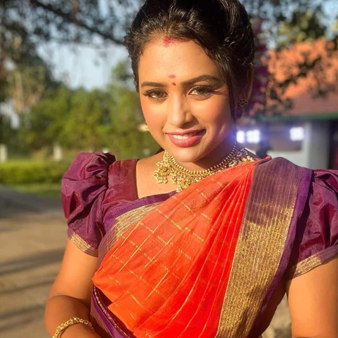 Serial Villi Cooku With Comali Season 5 New Comali Kannamma Serial Villi Actress ...