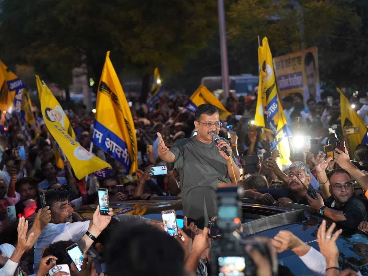 50 நாளுக்கு பின் வெளியே வந்த அரவிந்த் கெஜ்ரிவால்... அவரின் முதல் ரியாக்சன் என்ன தெரியுமா? 50 நாளுக்கு பின் வெளியே வந்த அரவிந்த் கெஜ்ரிவால்... அவரின் முதல் ரியாக்சன் என்ன தெரியுமா?