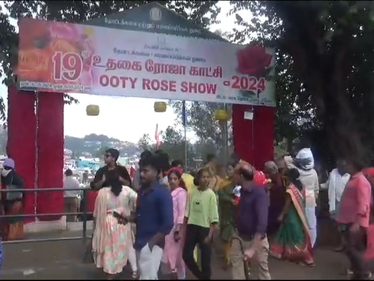 ஊட்டிக்கு சுற்றுலா செல்ல திட்டமா... உங்களுக்காகவே அடித்திருக்கிறது ஒரு ஜாக்பாட் ஊட்டிக்கு சுற்றுலா செல்ல திட்டமா... உங்களுக்காகவே அடித்திருக்கிறது ஒரு ஜாக்பாட்