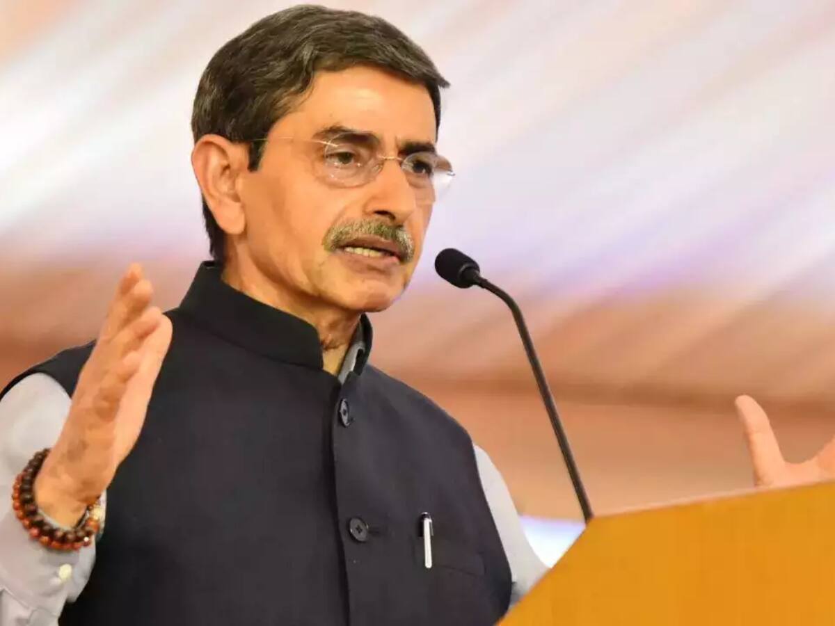 'இளைஞர்கள் வேலைக்காக கையந்தும் நிலையில் உள்ளனர்' - ஆளுநர் ஆர்.என். ரவி பேச்சு