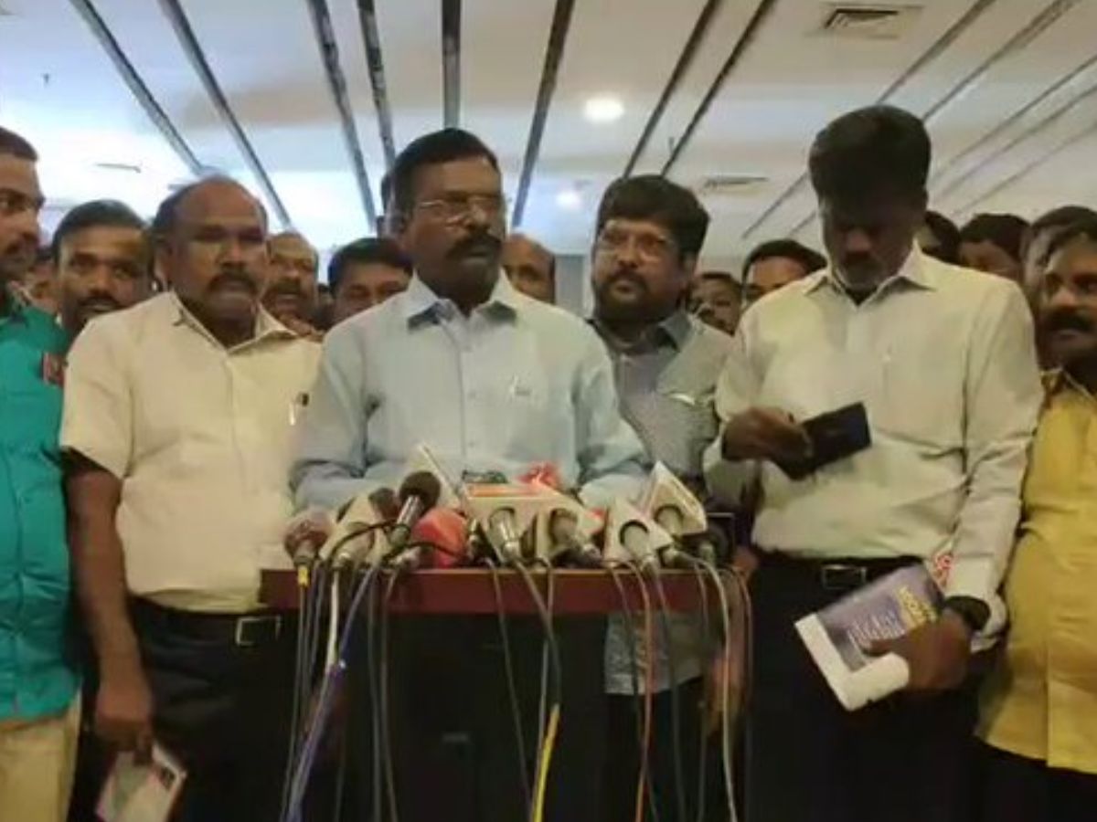 சிதம்பரம் தொகுதியில் நான் போட்டியிடக்கூடாது என சதி - திருமாவளவன் பகீர் தகவல் சிதம்பரம் தொகுதியில் நான் போட்டியிடக்கூடாது என சதி - திருமாவளவன் பகீர் தகவல்