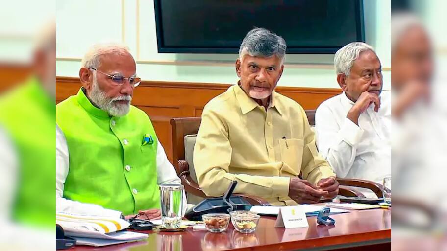 பாஜகவின் அடிமடியிலேயே கைவைக்கும் சந்திரபாபு நாயுடு... என்னென்ன கேட்குறாரு பாருங்க?