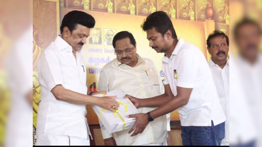 வரலாற்று சாதனை படைத்த எம்.பிக்களை வாழ்த்தி, அறிவுரை சொன்ன திமுக தலைவர் ஸ்டாலின்!