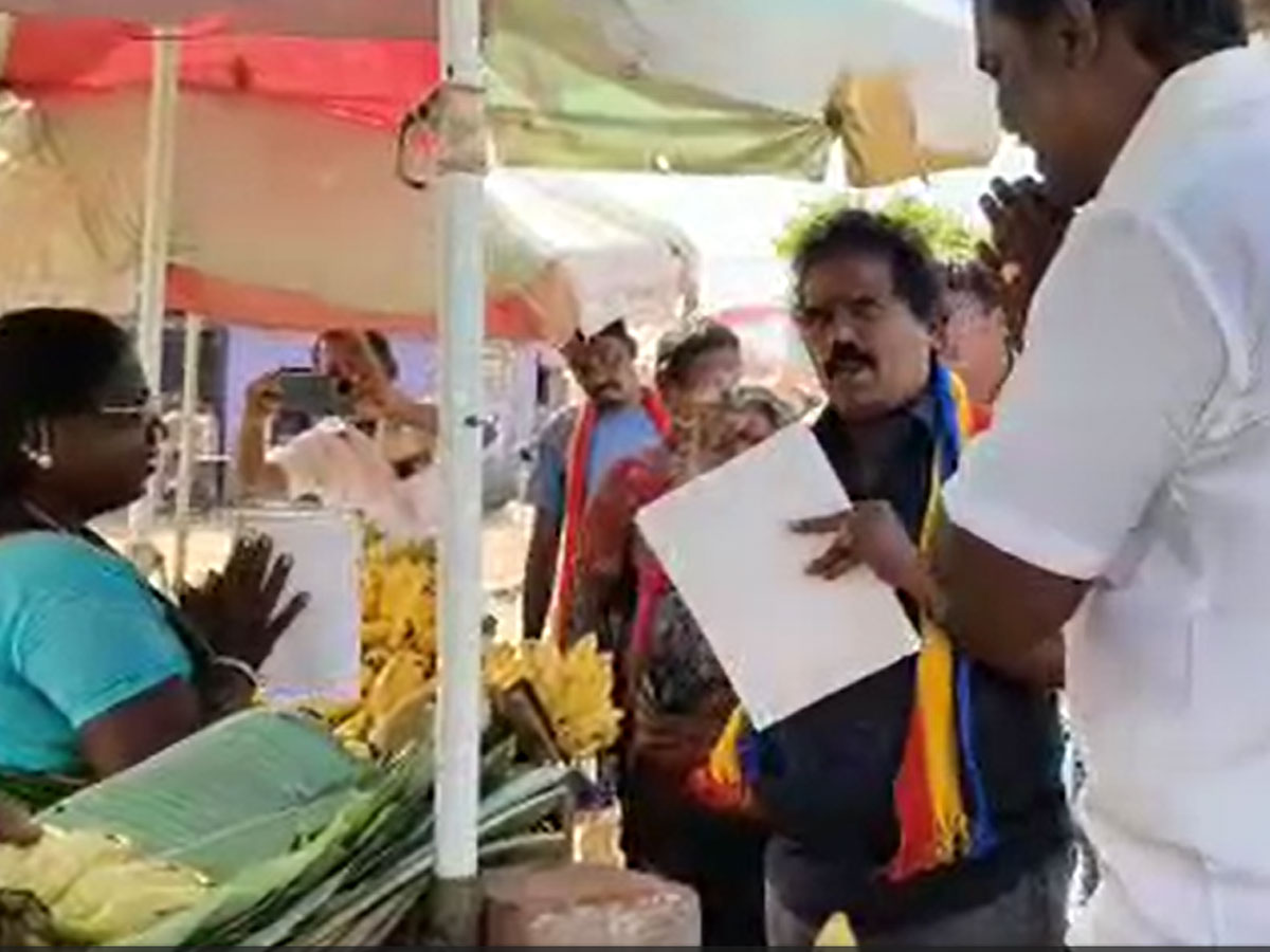 திமுக கூட்டணி 40 எம்பிகள் வைத்து எதுவும் செய்யப் போவதில்லை - தங்கர்பச்சான் திமுக கூட்டணி 40 எம்பிகள் வைத்து எதுவும் செய்யப் போவதில்லை - தங்கர்பச்சான்